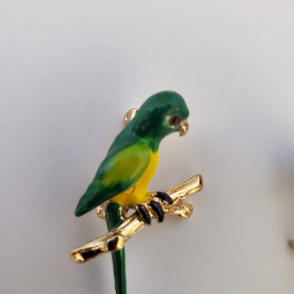 Vintage parakeet scatter pins hand enameled jeweled eyes - Picture 4 of 6